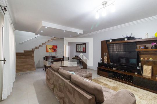 Sala de casa à venda com 3 quartos, 184m² em Bussocaba, Osasco