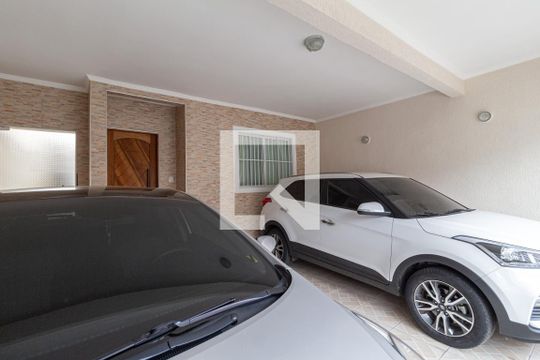 Garagem de casa à venda com 3 quartos, 184m² em Bussocaba, Osasco
