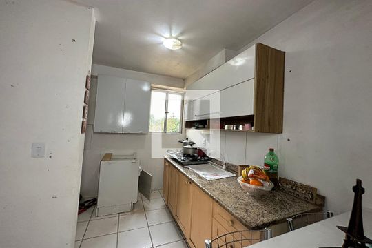 Cozinha de apartamento à venda com 2 quartos, 48m² em Duque de Caxias, São Leopoldo