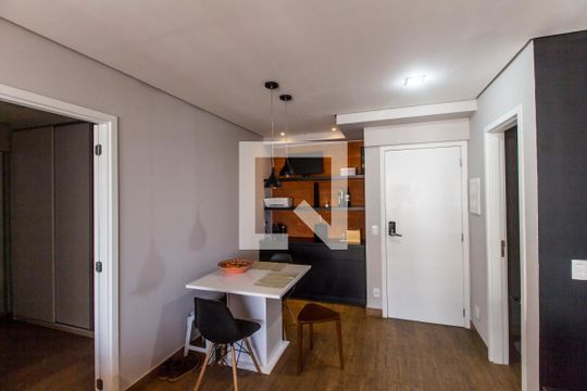 Sala de Jantar de apartamento à venda com 1 quarto, 52m² em Alphaville Industrial, Barueri