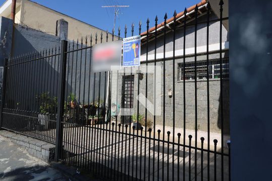 Fachada de casa à venda com 3 quartos, 200m² em Chácara Mafalda, São Paulo