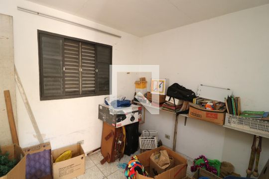 Quarto de Serviço de casa à venda com 3 quartos, 200m² em Chácara Mafalda, São Paulo