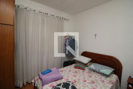 Suite de casa à venda com 3 quartos, 200m² em Chácara Mafalda, São Paulo