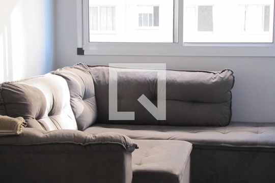Sala de apartamento para alugar com 1 quarto, 28m² em Vila Penteado, São Paulo