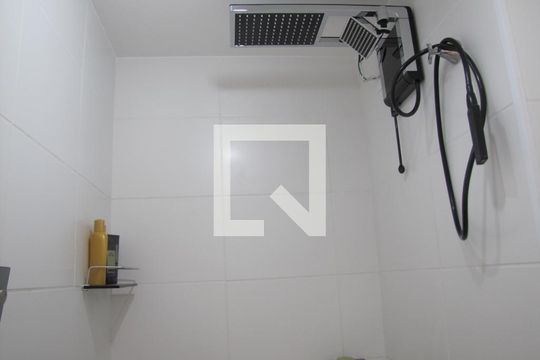 Banheiro da Suíte de apartamento para alugar com 1 quarto, 28m² em Vila Penteado, São Paulo