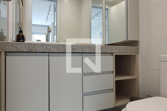 Banheiro da Suíte de apartamento à venda com 2 quartos, 78m² em Jacarepaguá, Rio de Janeiro