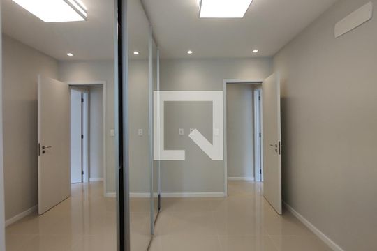 Quarto 1 - Armários de apartamento à venda com 2 quartos, 78m² em Jacarepaguá, Rio de Janeiro
