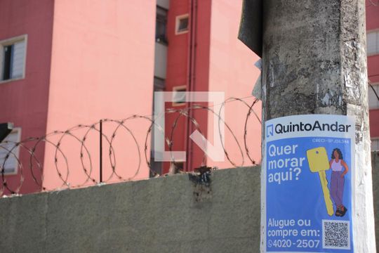 Placa de apartamento à venda com 2 quartos, 42m² em Jardim Casa Pintada, São Paulo
