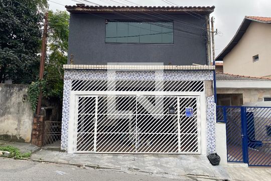 Plaquinha de casa para alugar com 1 quarto, 120m² em Vila Gustavo, São Paulo