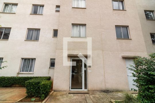 Fachada de apartamento para alugar com 2 quartos, 47m² em Jardim Helga, São Paulo