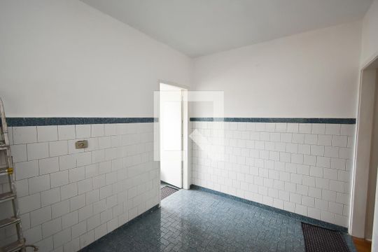 Cozinha de casa para alugar com 4 quartos, 130m² em Vila Dona Augusta, São Paulo