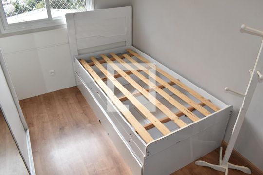 Quarto de apartamento à venda com 2 quartos, 65m² em Tingui, Curitiba