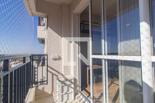 Sacada de apartamento à venda com 2 quartos, 65m² em Tingui, Curitiba