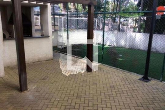 Kitnet/Studio à venda com 3 quartos, 65m² em Jardim Iris, São Paulo