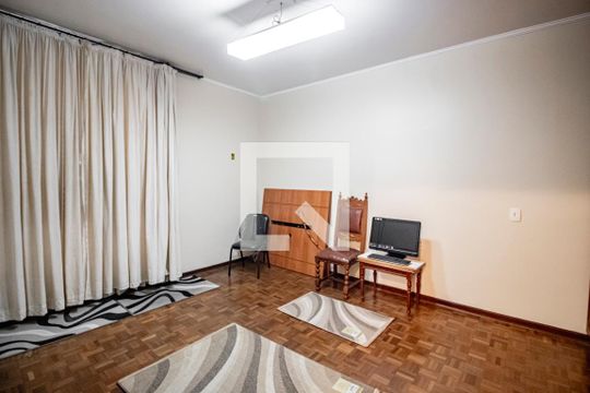 Quarto 01 Segundo Andar de casa à venda com 4 quartos, 349m² em Jardim da Glória, São Paulo
