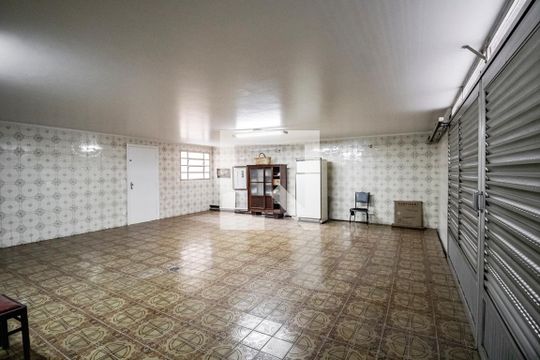Garagem de casa à venda com 4 quartos, 349m² em Jardim da Glória, São Paulo