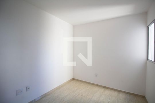 Suíte 1 de casa de condomínio à venda com 2 quartos, 55m² em Vila Carmosina, São Paulo