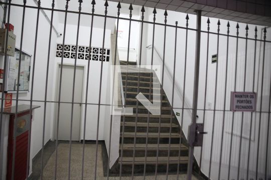 Entrada  de apartamento para alugar com 1 quarto, 57m² em Mirim, Praia Grande