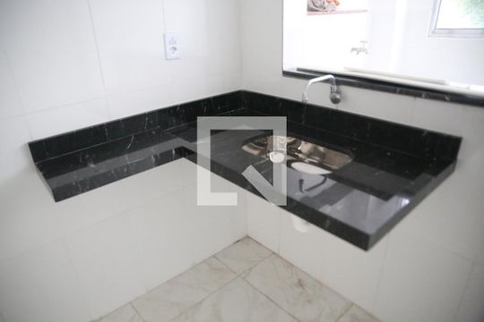 Cozinha  de apartamento para alugar com 1 quarto, 57m² em Mirim, Praia Grande