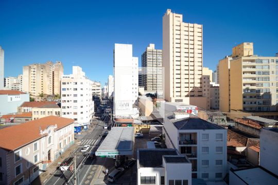 Vista do Quarto 01 de apartamento à venda com 3 quartos, 84m² em Centro, Campinas