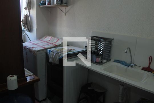 Cozinha e Área de Serviço de apartamento à venda com 2 quartos, 44m² em Usina Piratininga, São Paulo