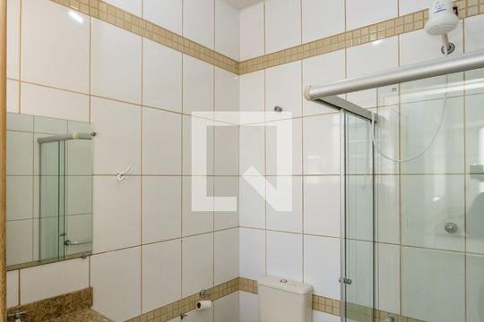 Banheiro Social de casa à venda com 5 quartos, 250m² em Padre Eustáquio, Belo Horizonte