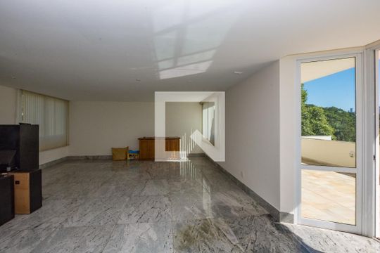 Sala 1 de casa de condomínio à venda com 4 quartos, 700m² em Residencial Sul, Nova Lima