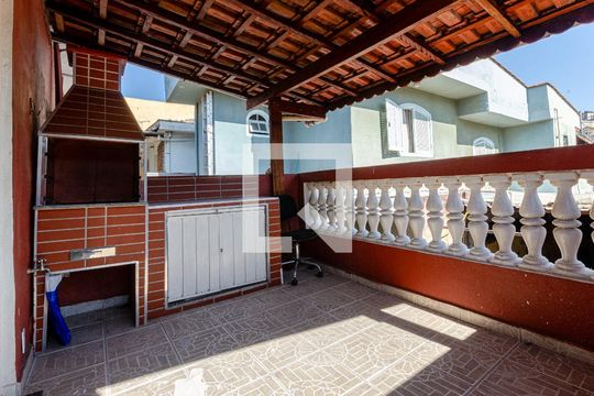 Área comum de casa para alugar com 2 quartos, 65m² em Parque São Luís, São Paulo