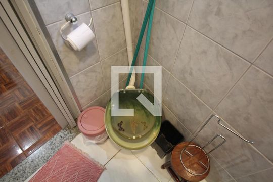 Banheiro da Suíte de casa à venda com 2 quartos, 200m² em Ipiranga, São Paulo