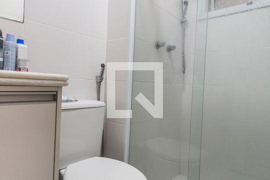 Banheiro da Suíte de apartamento à venda com 3 quartos, 131m² em Vila Barros, Barueri