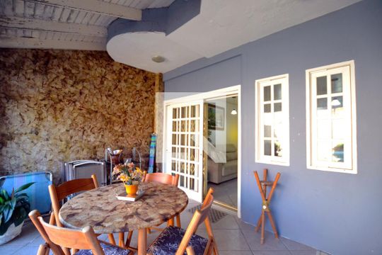 Espaço Gourmet de casa à venda com 3 quartos, 267m² em Guarujá, Porto Alegre