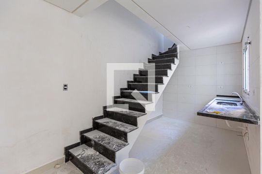 Cozinha de apartamento à venda com 2 quartos, 104m² em Vila Pires, Santo André