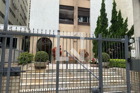 Fachada de apartamento para alugar com 2 quartos, 83m² em Jardim Paulista, São Paulo