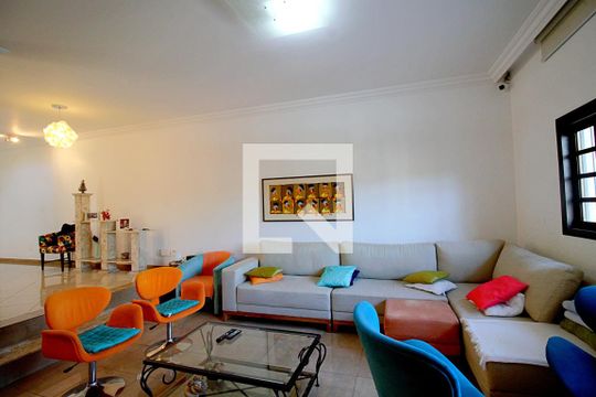 Sala de casa à venda com 3 quartos, 219m² em Jardim Taboao, São Paulo