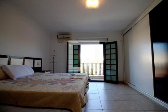 Suíte 1  de casa à venda com 3 quartos, 219m² em Jardim Taboao, São Paulo