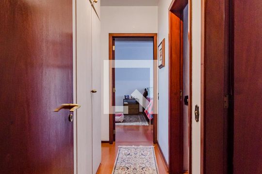 Corredor de apartamento à venda com 3 quartos, 170m² em Paraíso, São Paulo
