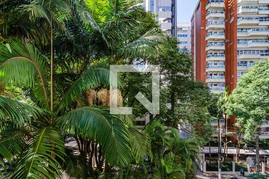 Vista de apartamento à venda com 3 quartos, 170m² em Paraíso, São Paulo