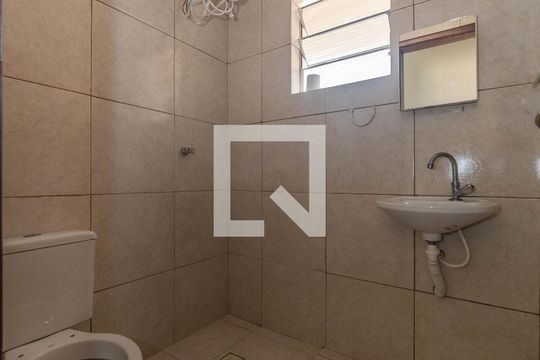 Banheiro de apartamento para alugar com 1 quarto, 35m² em Vila Santo Estefano, São Paulo