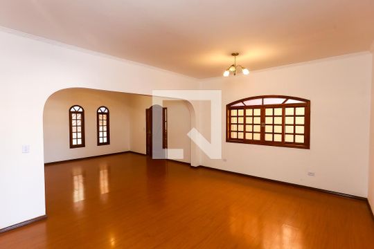 Sala de casa à venda com 3 quartos, 302m² em Jardim Maria Rosa, Taboão da Serra