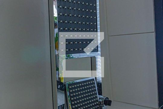 Banheiro de apartamento à venda com 1 quarto, 28m² em Centro, São Paulo