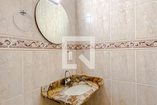 Banheiro da Suíte de casa à venda com 3 quartos, 256m² em Quarta Parada, São Paulo