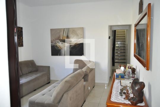 Casa à venda com 3 quartos, 200m² em Todos Os Santos, Rio de Janeiro