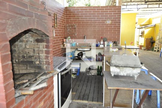 Área Externa de casa à venda com 3 quartos, 200m² em Todos Os Santos, Rio de Janeiro