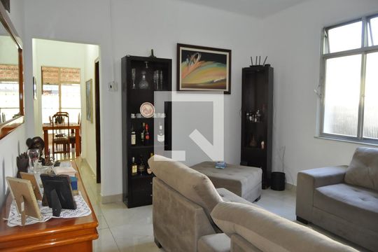 Sala de casa à venda com 3 quartos, 200m² em Todos Os Santos, Rio de Janeiro