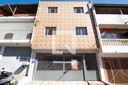 Fachada de casa para alugar com 1 quarto, 30m² em Jardim Primeiro de Maio (chacara Fazendinha), Osasco