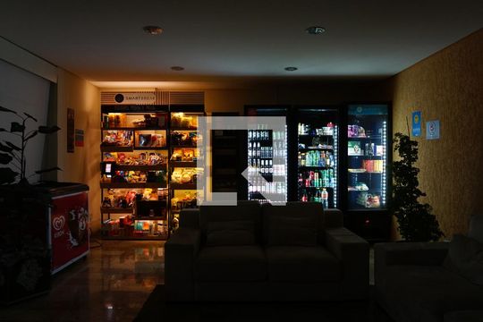 Área comum de apartamento para alugar com 1 quarto, 41m² em Vila Lageado, São Paulo