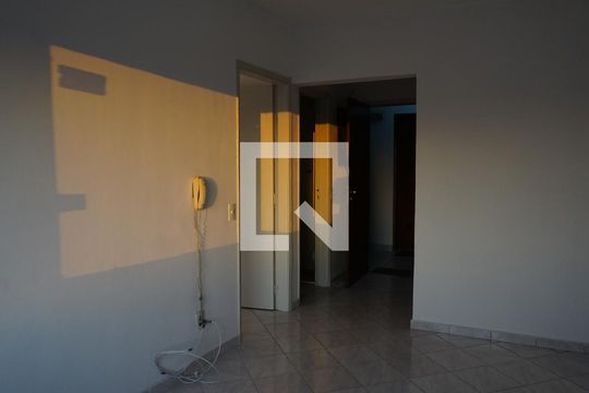 Quarto  de apartamento para alugar com 1 quarto, 41m² em Vila Lageado, São Paulo