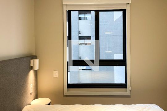 Quarto de apartamento à venda com 1 quarto, 32m² em Perdizes, São Paulo
