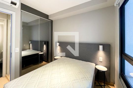 Quarto de apartamento à venda com 1 quarto, 32m² em Perdizes, São Paulo