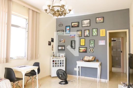 Casa à venda com 2 quartos, 100m² em Méier, Rio de Janeiro